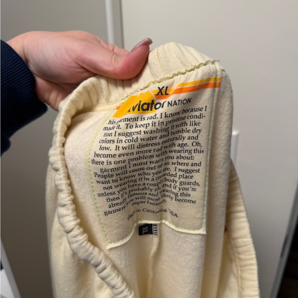 Aviator Nation Cream Sweatpants size XL Brand New - Picture 2 of 3